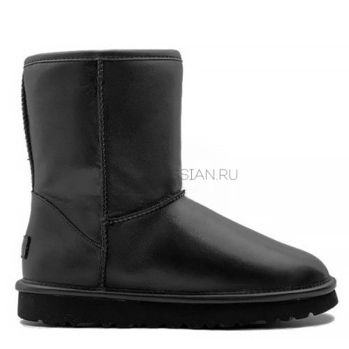 UGG Classic Short Luxury Black
