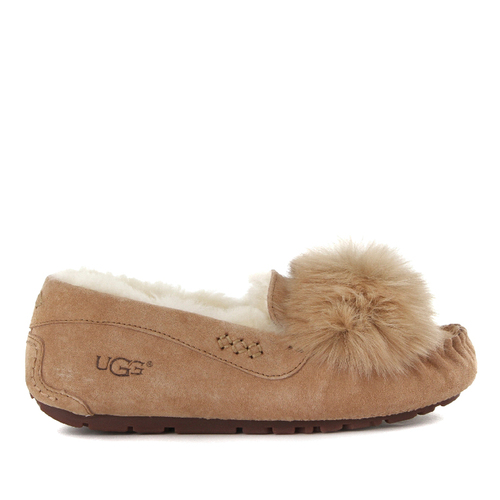 UGG Dakota Pom Pom Chestnut
